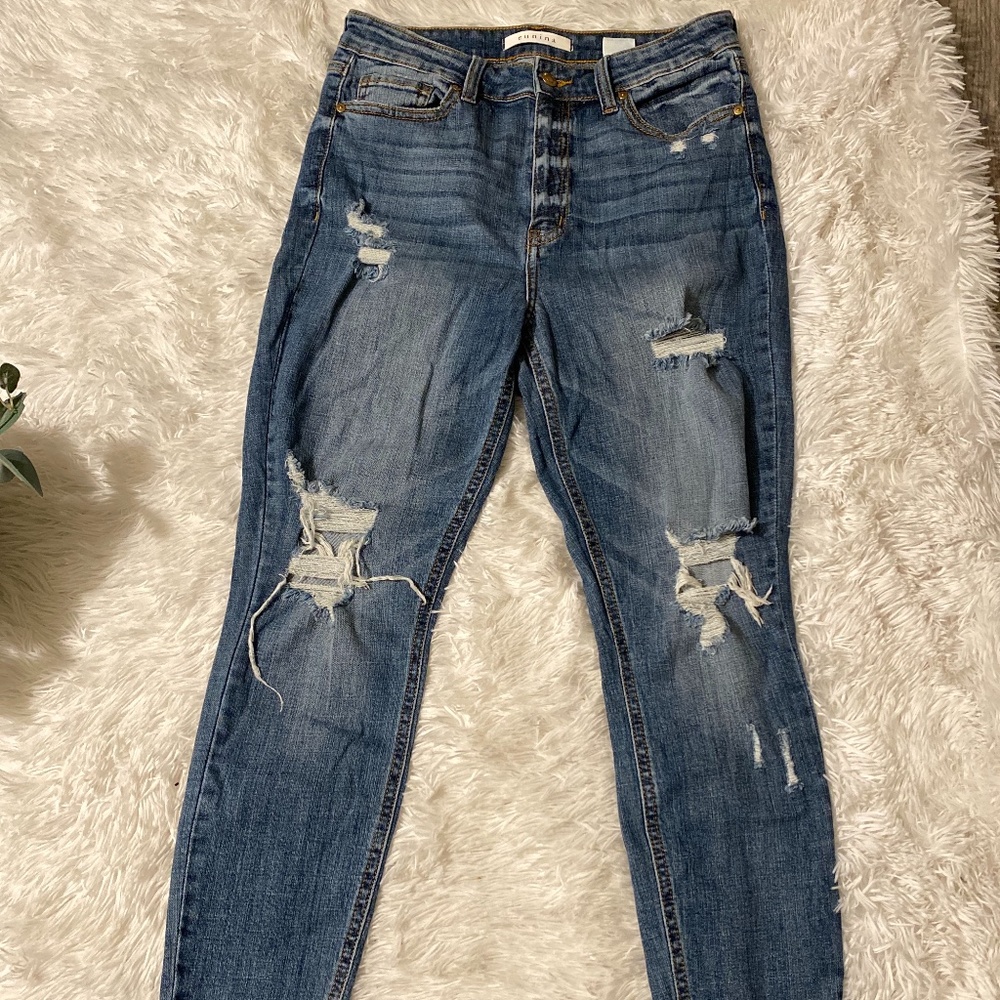 High rise crop jeans💙